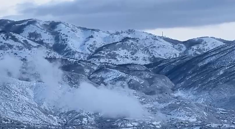 mbi-40-cm-debore/-fshatra-te-izoluara-dhe-mungese-te-energjise-elektrike,-probleme-ne-disa-zona-ne-diber