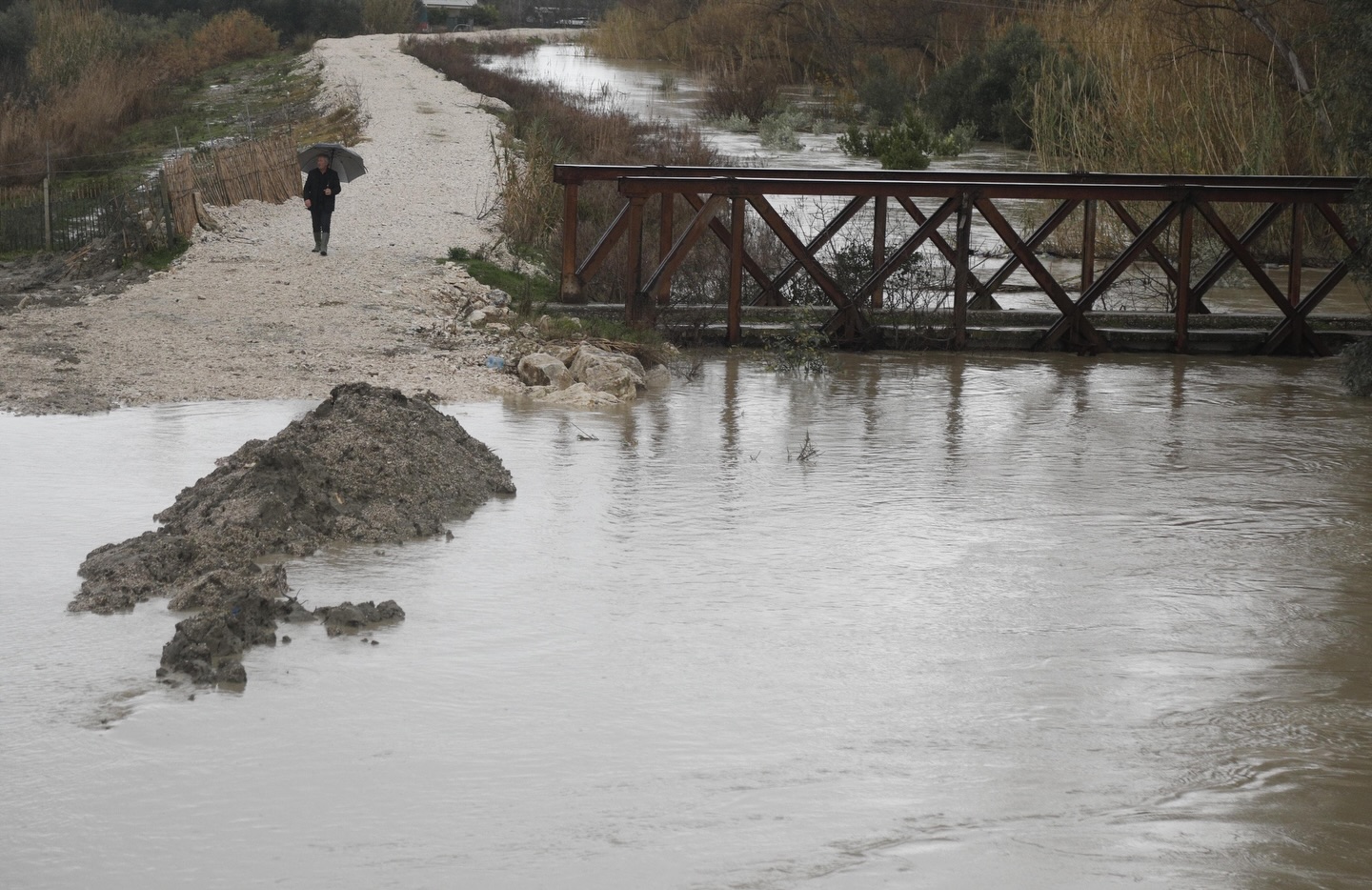 reshjet-masive,-igjeo:-pritet-rritje-e-prurjeve-dhe-niveleve-ne-te-gjithe-lumenjte.ja-zonat-qe-rrezikohen-nga-permbytjet