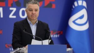 permbytjet-ne-kucove,-bozdo:-qindra-familje-te-demtuara-nga-korrupsioni-dhe-paaftesia