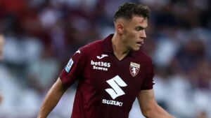 asllani-has-veshtiresi-te-torino,-cairo-e-perkrah:-ai-eshte-djale-per-se-mbari