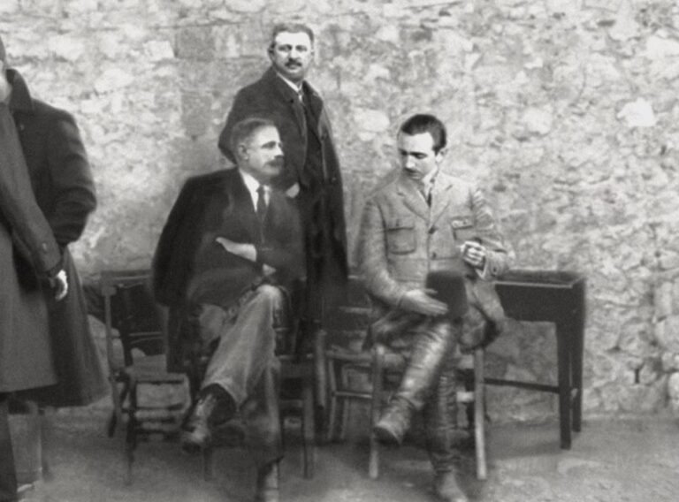 “derguan-karte-dhe-me-paris,-kur-ne-fund-te-‘919-me-vlore,-kishte-ardhur-nje-qe-thosh-se-ish-i-derguare-i-vete-presidentit-amerikan-uillsone,-dhe-me-shtepine-e…”/-kujtimet-e-ish-firmetarite-te-pavaresise