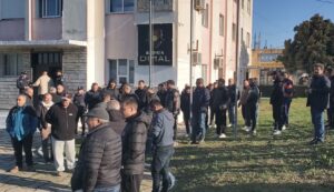 video/-banoret-e-fshatrave-ne-dimal-ne-proteste:-u-permbytem-4-here-brenda-nje-muaji!-shkak-ura-e-ndertuar-nga-“salillari”-dhe…