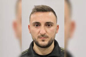 plagosja-e-babe-e-bir-ne-greqi/-andon-salati-i-lidhur-me-lokalin-ku-ndodhi-ngjarja.-cfare-zbuluan-hetimet-e-“sky-ecc”!-lidhjet-me-grupet-kriminale