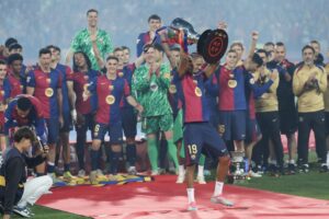 superkupa-e-spanjes,-rekord-per-barcelona-n.-por-edhe-real-madrid-i-buzeqesh