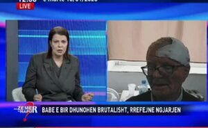 u-dhunua-brutalisht/-i-moshuari-me-plage-ne-koke-rrefen-ngjarjen:-isha-ne-gjume-dhe-degjova-ulerima.-dola,-u-hodha-siper-djalit-per-ta-mbrojtur,-me-goditen-me-shkelma