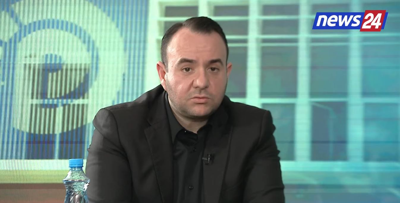 “kurthi-qe-beri-rama-me-ballukun,-e-turpshme”,-klevis-balliu:-po-tentohet-rehabilitimi-i-nje-hajduteje,-pas-saj-qendron-kryeministri