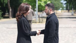 spiropali-denon-sulmet-masive-ne-ukraine:-do-te-jem-ne-kiev-per-te-rikonfirmuar-mbeshtetjen-tone-te-palekundur