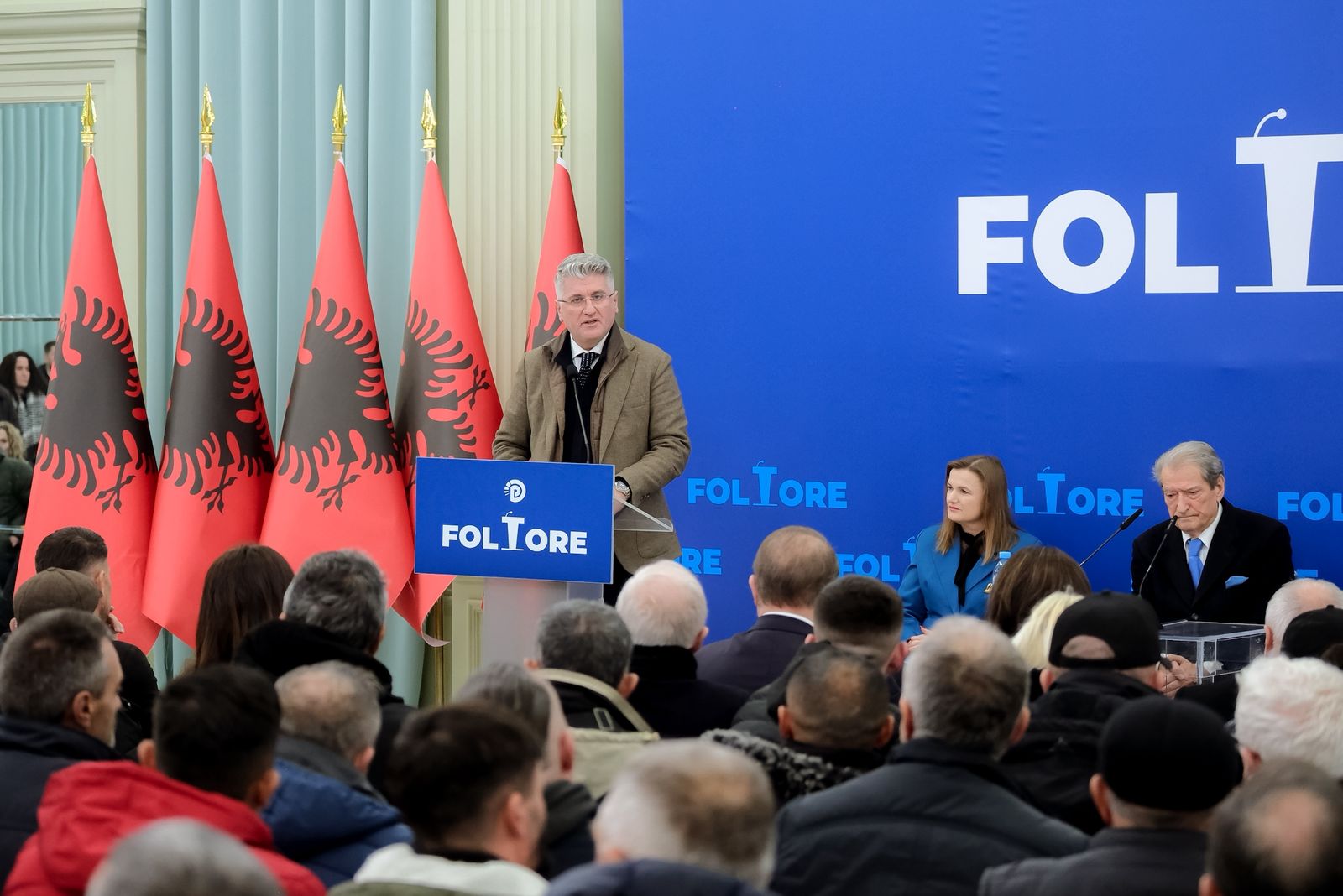 foltorja-e-pd-ne-lezhe,-agron-gjekmarkaj:-rasti-i-ballukut-dhe-i-akshi-t-ka-dokumentuar-se-rama-po-pengon-drejtesine!