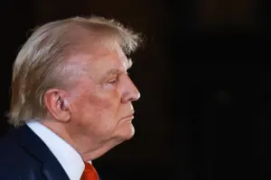 trump-u-ben-thirrje-amerikaneve-dhe-aleateve-te-largohen-nga-irani