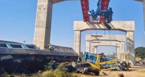 tragjedi-ne-tailande,-vinci-ra-mbi-trenin-e-pasagjereve,-shkon-ne-22-numri-i-viktimave