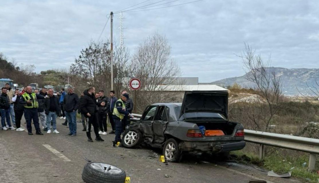 aksident-ne-aksin-cerrik-elbasan,-perplasen-tre-automjete,-tre-persona-perfundojne-ne-spital