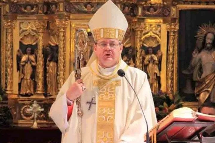 emerohet-ambasadori-i-ri-i-vatikanit-ne-shqiperi