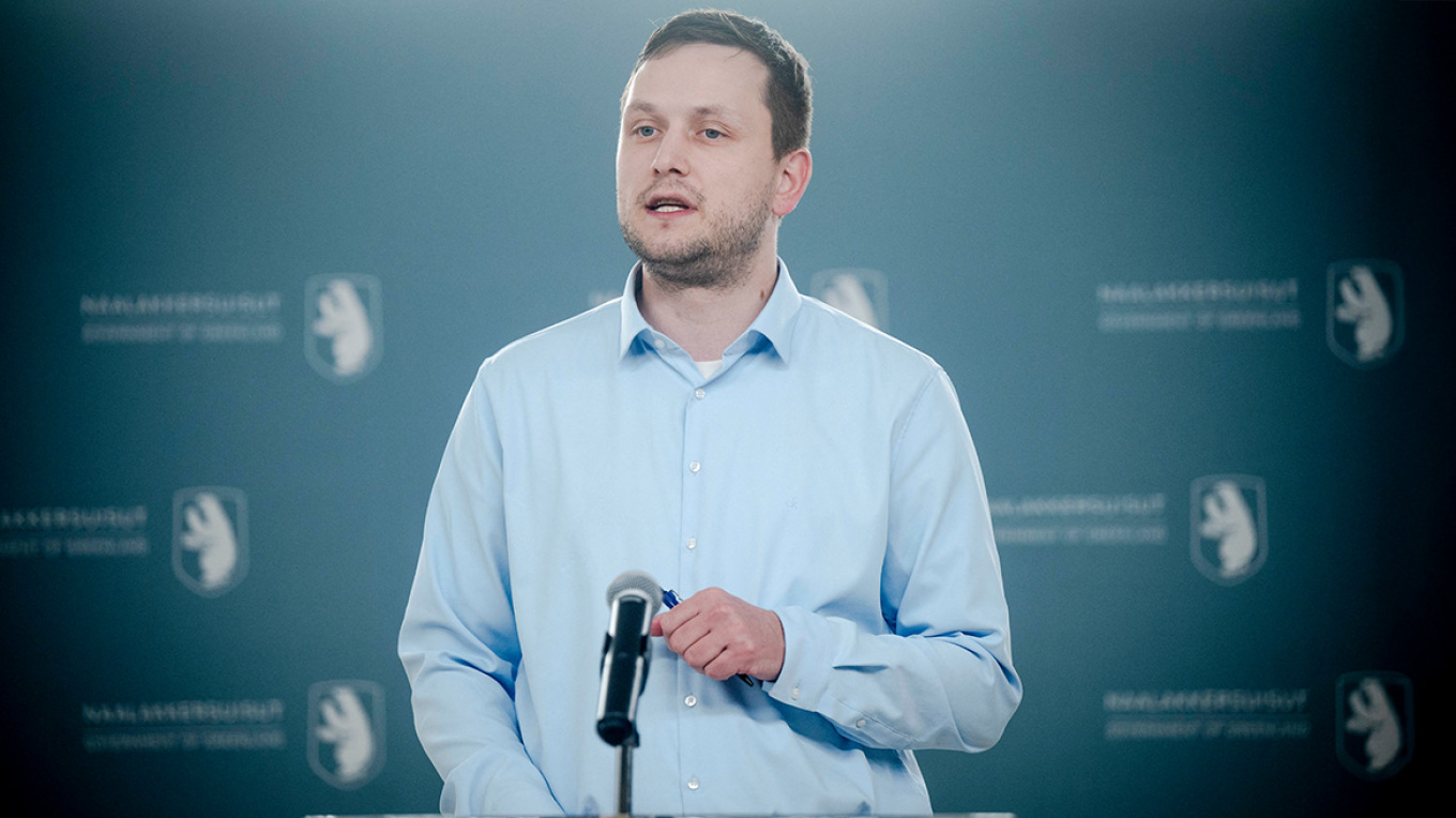 kryeministri-i-groenlandes:-nuk-eshte-koha-per-pavaresi,-shba-te-kerkojne-ishullin-per-siguri