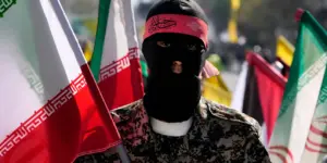 reuters-citon-zyrtare-europiane:-nderhyrja-ushtarake-e-shba-se-ne-iran-mund-te-ndodhe-brenda-24-oreve