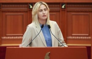 shba-pezulloi-vizat,-deputetja-e-pd,-ina-zhupa:-vendimi-i-trump,-kambane-alarmi-per-deshtimin-e-qeverisjes-rama!