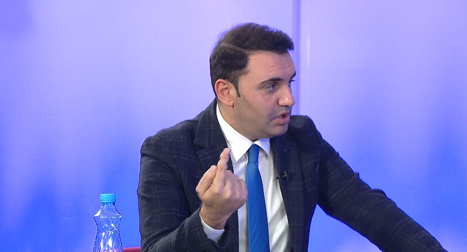 shba-pezullon-vizat-e-emigracionit-per-shqiperine,-kellici:-politikat-shkombetarizuese-te-edi-rames-prodhuan-kete-realitet