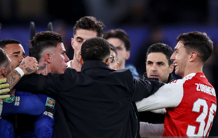 derbi-i-ndezur:-5-gola,-zubimendi-vendimtar,-garnacho-i-padorezuar.-gjysmefinalja-e-vajtjes-chelsea-arsenal-shkoi-per-ekipin-e-artetas-(video)