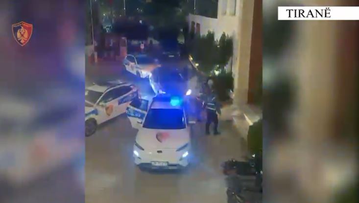 vodhi-automjetin,-duke-mashtruar-rojen-e-vendparkimit,-arrestohet-18-vjecari-ne-tirane