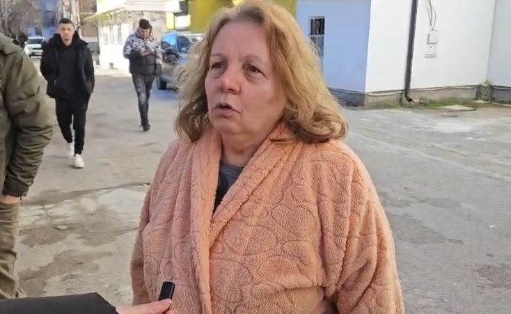 e-moshuara-nderroi-jete-nga-asfiksia,-pasi-banesa-iu-perfshi-nga-flaket,-fqinjet:-jetonte-e-vetme!-prej-muajsh-e-paralizuar-nga-kembet