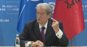 permbytjet-ne-durres/-berisha:-rama-fajesoi-qytetaret-se-kane-hedhur-letra-ne-kanale,-por-miliona-euro-perfunduan-ne-xhepat-e-‘lubive’-te-qeverise