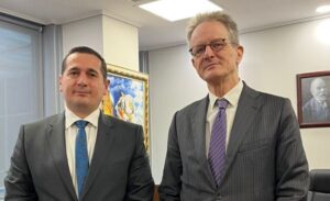 ambasadori-holandez-takim-me-kreun-e-ri-te-spak,-reinout-vos:-rikonfirmojme-mbeshtetjen-per-prokurorine-dhe-sundimin-e-ligjit-ne-shqiperi