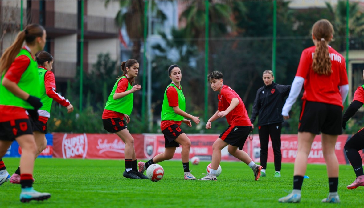 ekipet-kombetare-per-vajza-u-17-&-u-19-nisin-vitin-2026-me-intensitet-maksimal-ne-“shtepine-e-futbollit”