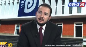 cili-do-te-jete-fati-politik-i-salianjit?-ish-deputeti-pergjigjet:-e-shoh-veten-duke-luftuar-qe-pd-te-jete-fituese,-nga-perplasjet-e-ideve-nuk-humbas-miq