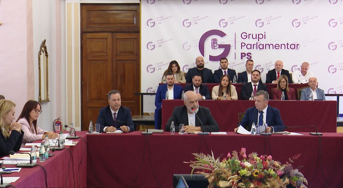 mbledhje-maratone/-cfare-pritet-nga-takimi-i-grupit-parlamentar-te-ps?-fjalime-nga-rama,-balla,-peleshi-dhe-kreret-e-komisioneve-parlamentare.-ceshtjet-qe-do-te-diskutohen