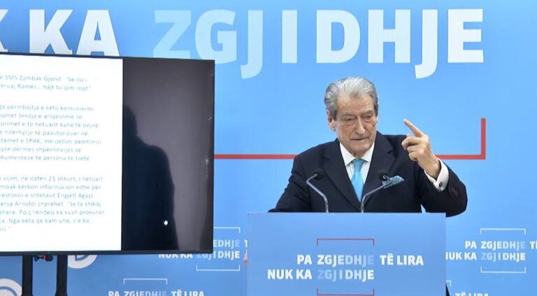 “’padrino’-i-te-gjithe-mafies-shqiptare”/-berisha-denoncon:-rama-organizoi-dhe-urdheroi-hakerimin-e-spak