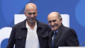 zidane-zbulon-receten-e-suksesit-te-real-madridi:-gjithmone-ne-dispozicion-te-lojtareve