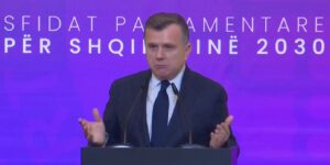 “depolitizimi-i-administrates-duhet-te-marre-fund”/balla-ftese-opozites:-te-gatshem-te-bashkepunojme-per-ceshtje-me-rendesi