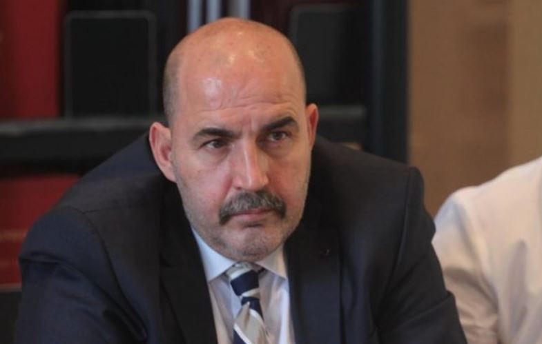 “do-te-ishte-e-hatashme”/-hetimi-i-vjedhjes-se-dosjeve-ne-spak-nisi-nga-nje-ves-familjar-per-te-spiunuar!-bisedat-mes-zambak-gjonit-dhe-agim-ismailajt:-po-hetohet-ulsi-manja-nga-spak?