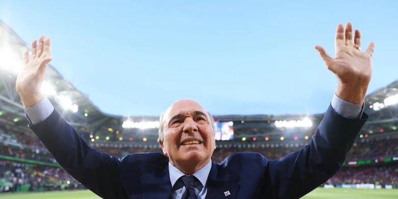 fiorentina-e-shokuar,-nderron-jete-presidenti-rocco-commisso,-76-vjec