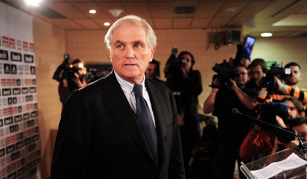 calderon-sulmon-ashper-perez-per-nderhyrjet:-e-drejton-klubin-sipas-tekave-te-tij…