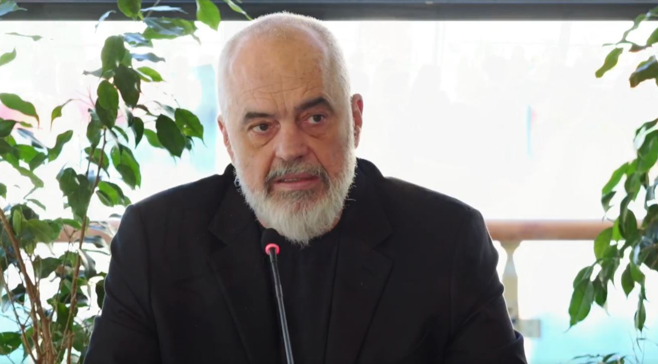 “menyra-per-te-thithur-kursimet-e-shqiptareve-jashte-vendit”,-rama-kritika-kryebashkiakeve:-jeni-mbrapa-me-“paketen-e-maleve”,-nuk-ka-shkence