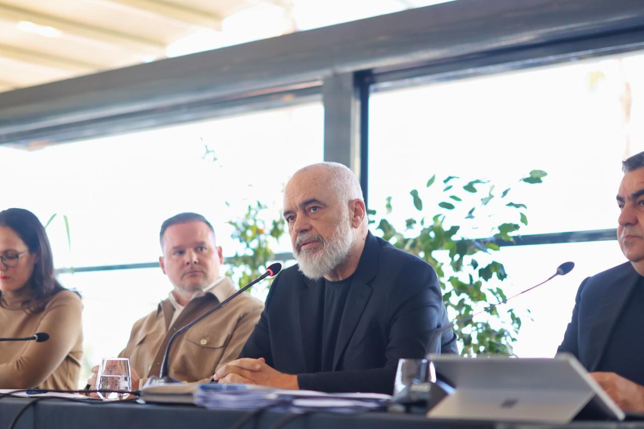 “sfidat-me-te-renda-te-integrimit,-mjedisi-e-siguria-ushqimore”,-rama:-pa-standarde-produktet-s’do-konsumohen-as-brenda-vendit