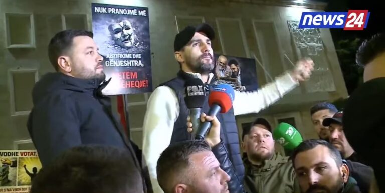 “mielli-drejt-policeve,-simbolike-per-kartelet-e-droges-qe-mbeshtet-qeveria”,-lapaj:-e-ka-blinduar-kryeministrine,-por-sot-nuk-u-prek-asnje-lule