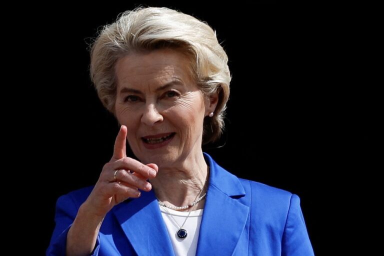 trump-kercenoi-me-tarifa-te-reja-disa-vende-te-nato-s,-ursula-von-der-leyen:-be-qendron-ne-solidaritet-te-plote-me-danimarken-dhe-popullin-e-groenlandes