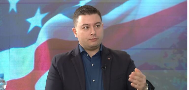 “qeveria,-marredhenie-te-ngrira-me-administraten-e-trump”/-nikola-kedhi:-s’mund-te-jete-partner-i-besueshem-nje-vend-qe-shet-te-dhenat-e-nato-s,-permes-skandalit-te-akshi-t