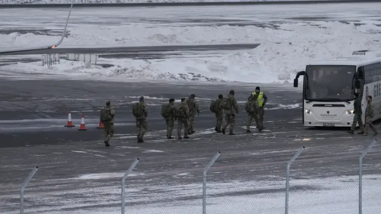 temperatura-deri-ne-40-grade/-komandanti-zbulon-kushtet-e-veshtira-te-ushtareve-ne-groenlande:-nuk-jemi-mesuar-me-keto-kushte