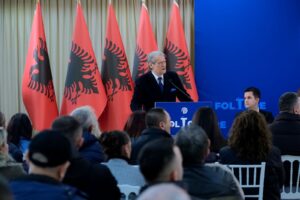 berisha:-te-gjithe-shqiptaret-me-24-janar-te-ngrihen-ne-proven-me-te-fuqishme-perballe-regjimit-me-te-urryer-qe-shqiptaret-kane-pasur-pas-enver-hoxhes