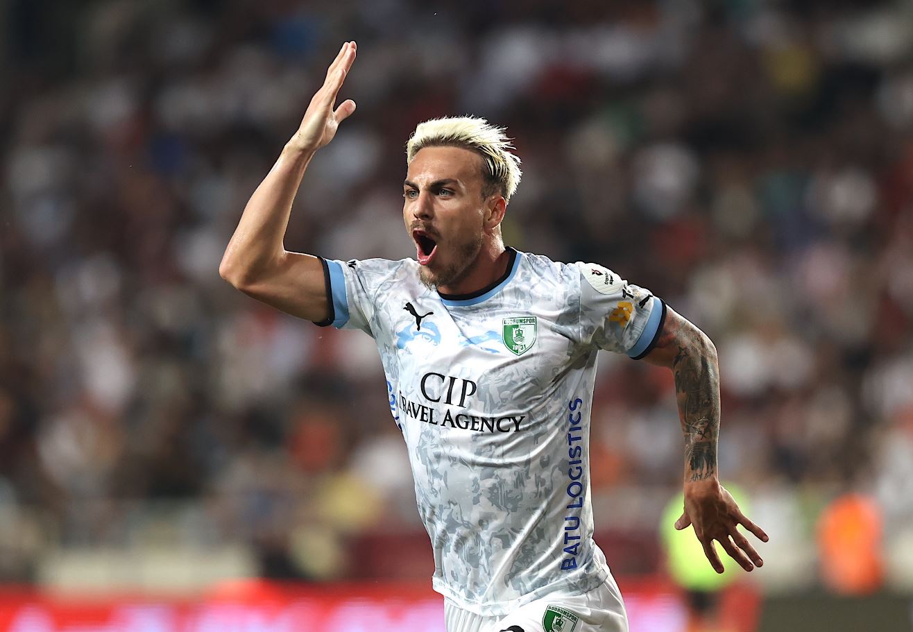 video/-nuk-preferohet-nga-sylvinho,-seferi-takohet-me-golin-ne-turqi