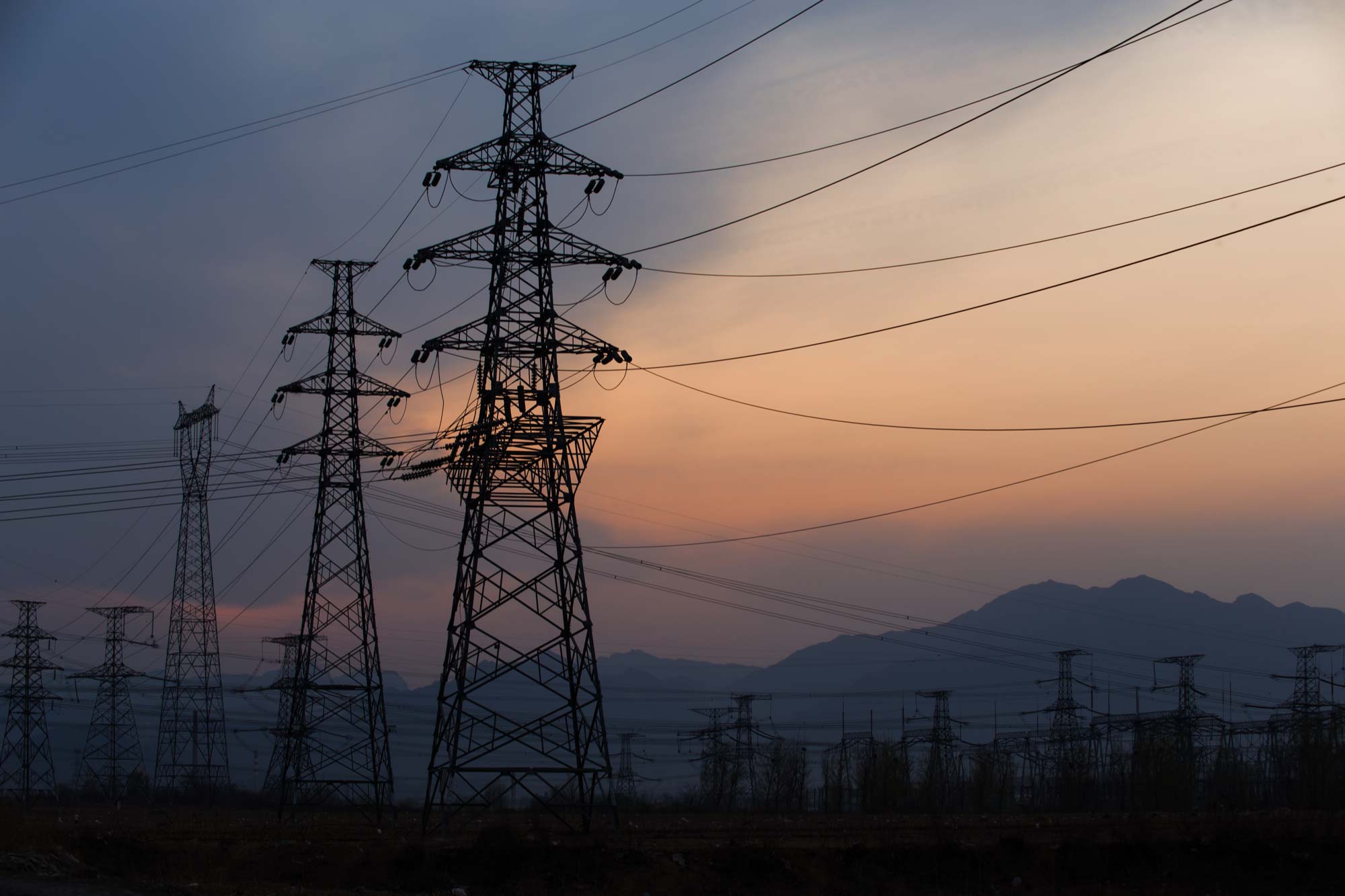 blackout-2-oresh-ne-tirane,-riparohet-avaria-e-ost-se,-rikthehet-energjia-ne-zonat-e-prekura