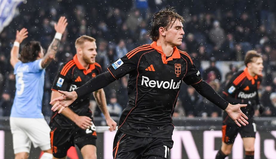 como-i-nxjerr-lazios-inatin-e-humbjes-me-milanin,-nico-paz-spektakolar.-skuadra-e-fabregas-tani-kercenon-juventusin-ne-renditje-(video)