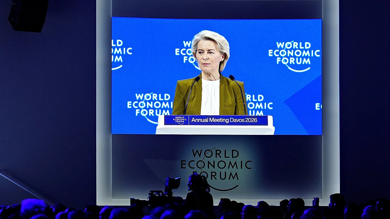 “shba,-jo-vetem-aleate,-por-miq”,-von-der-leyen-ne-davos:-tronditjet-gjeopolitike-te-sherbejne-si-mundesi-per-pavaresine-e-evropes