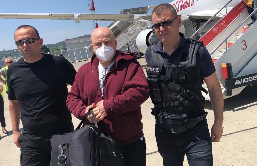 vrau-dy-persona-ne-1997-en,-denohet-me-23-vite-burg-tomor-cela