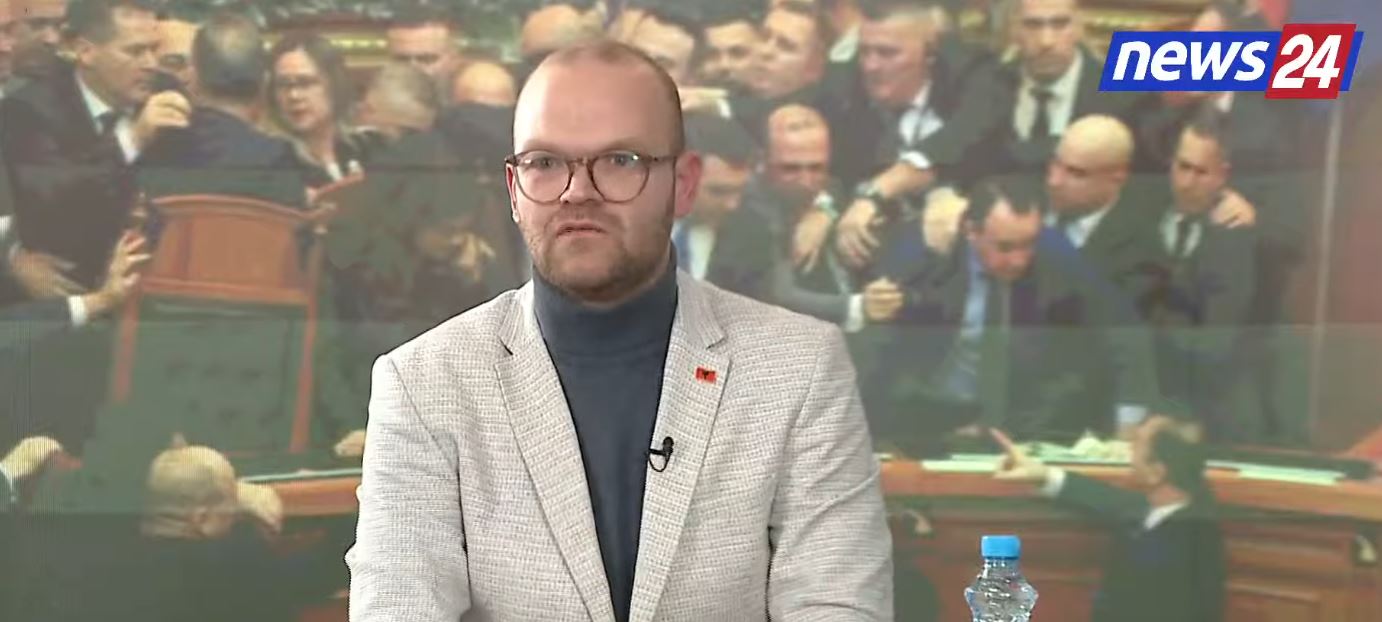 afera-“balluku”/-“synon-te-perplase-dy-gjykatat”,-kalaja:-rama-e-‘ka-vendosur-koken-e-tij-ne-tepsi’,-nese-i-ben-lufte-shba-do-perfundoje-si-enver-hoxha