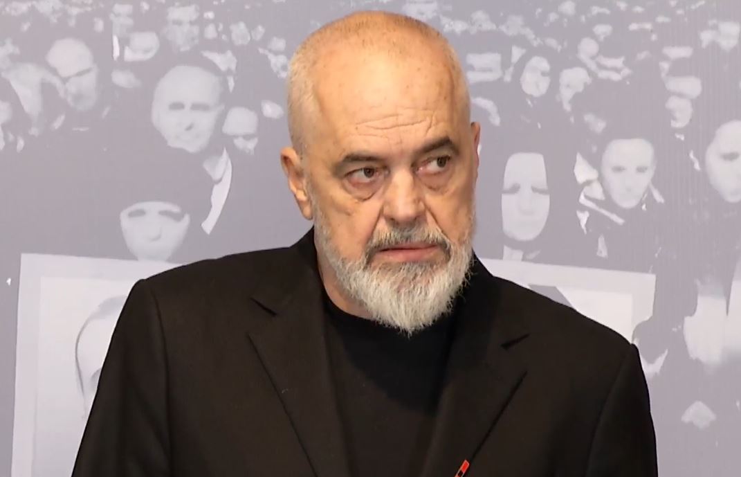 “21-janari,-pasoje-e-nje-mendje-kriminale-qe-donte-te-tregonte-se-te-vriste-me-te-vertete”,-rama:-asnje-protestues-nuk-kishte-arme,-por-mijera-fisheke-u-qelluan…