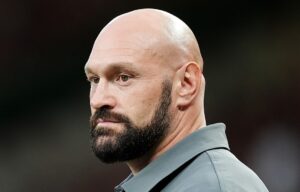 tyson-fury-serish-ne-ring-ne-muajin-prill,-nje-rus-favorit-per-t’u-perballur-me-ish-kampionin-e-botes