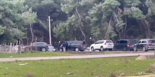 pas-zvernecit,-ivanka-trump-ndalon-ne-‘fshatin-me-te-braktisur’-pas-viteve-‘90